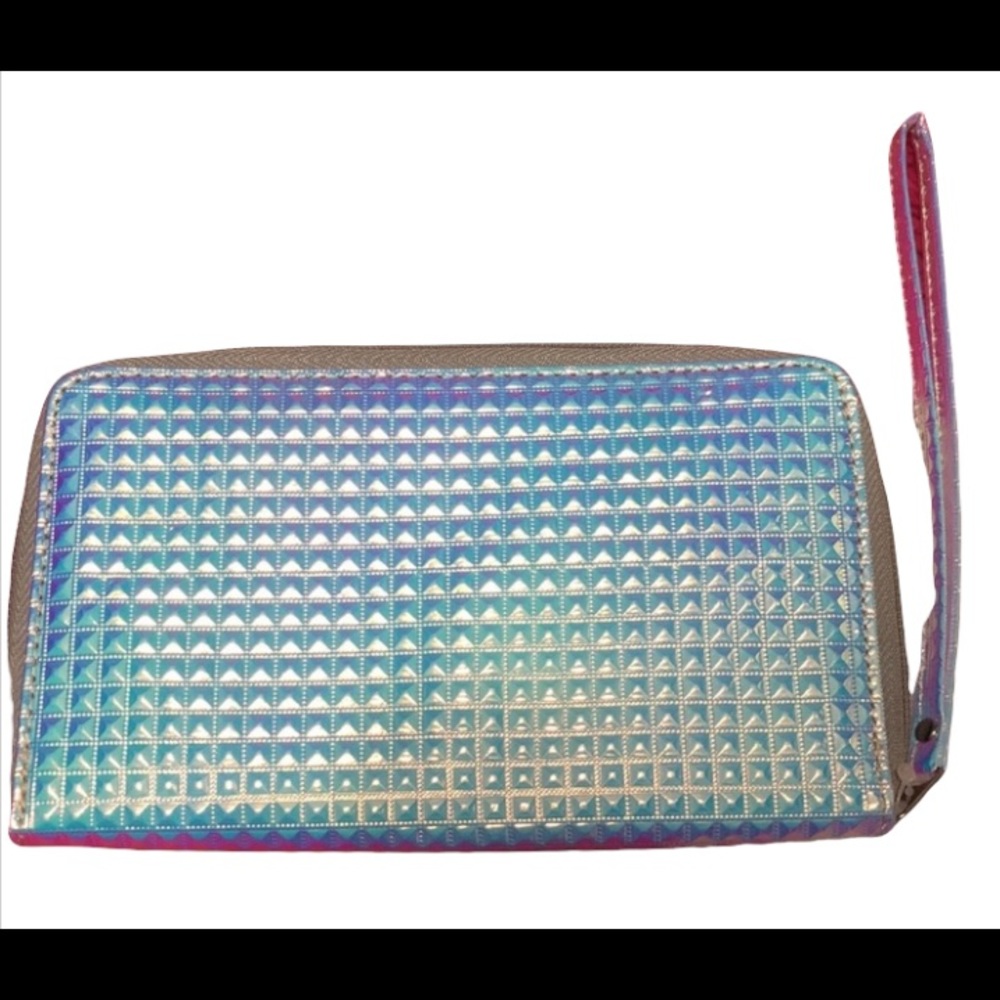 New holographic wristlet